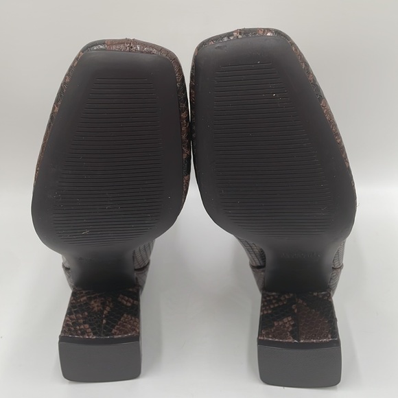 Primark Snakeskin Print Chunky/Block Heel Boots - Picture 10 of 12